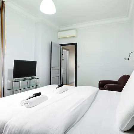 Ecrin Design - 2br Climatise Et Equipe Apartment *
