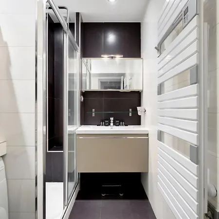 Ecrin Design - 2br Climatise Et Equipe * Paris