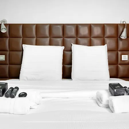 Ecrin Design - 2br Climatise Et Equipe Apartment